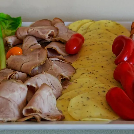 Czapla Stare Sady 3*