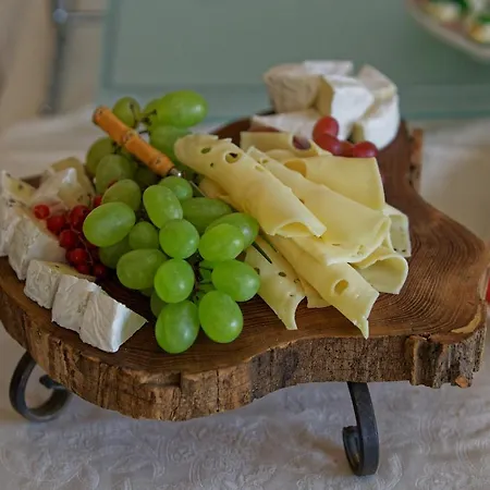 Czapla Stare Sady 住宿加早餐酒店