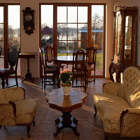 Czapla Stare Sady 住宿加早餐酒店 Mikołajki