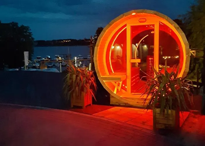 Czapla Stare Sady Bed & Breakfast 3*